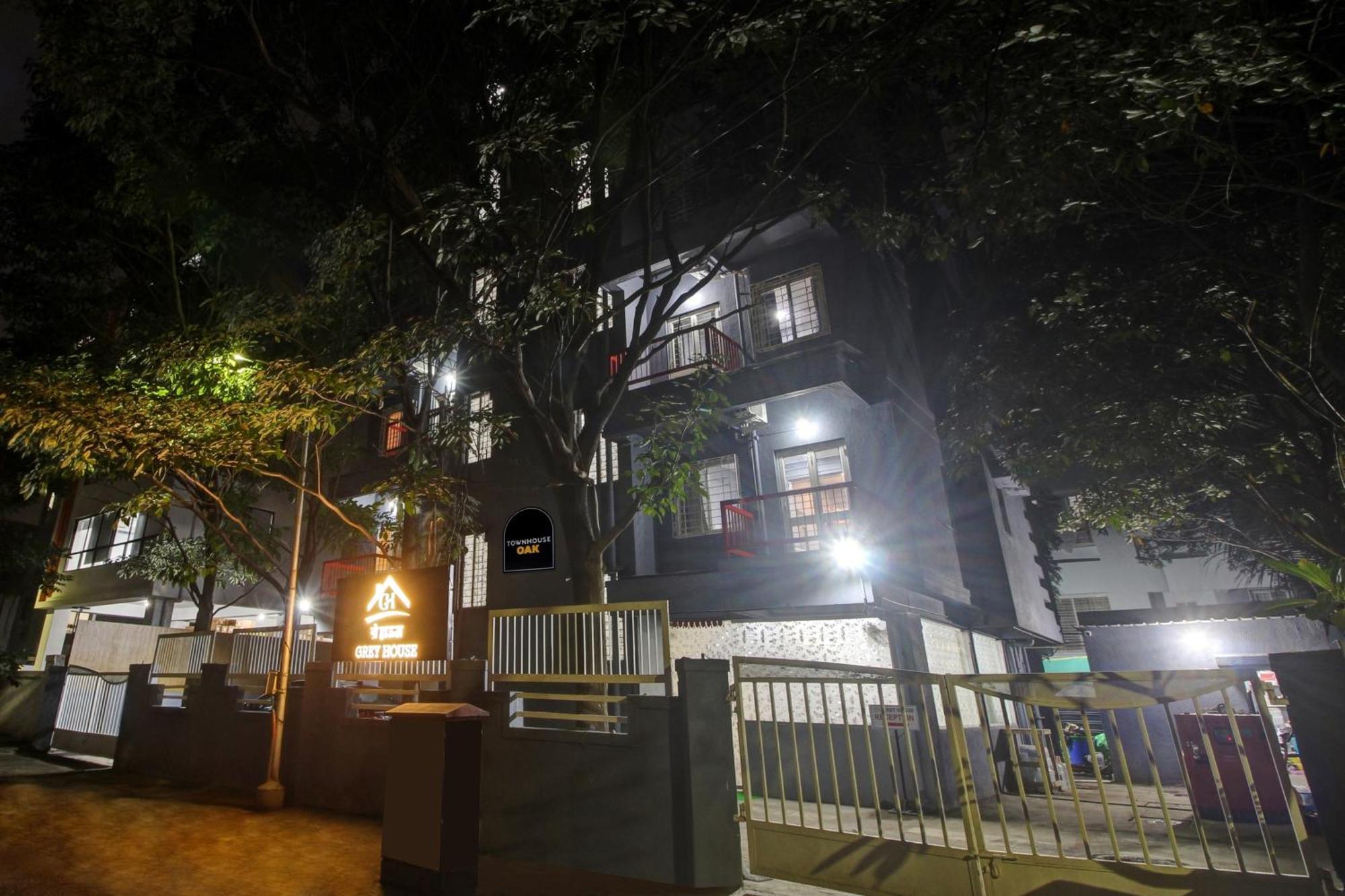 Super Collection O Grey House Hotel Pune Exterior foto