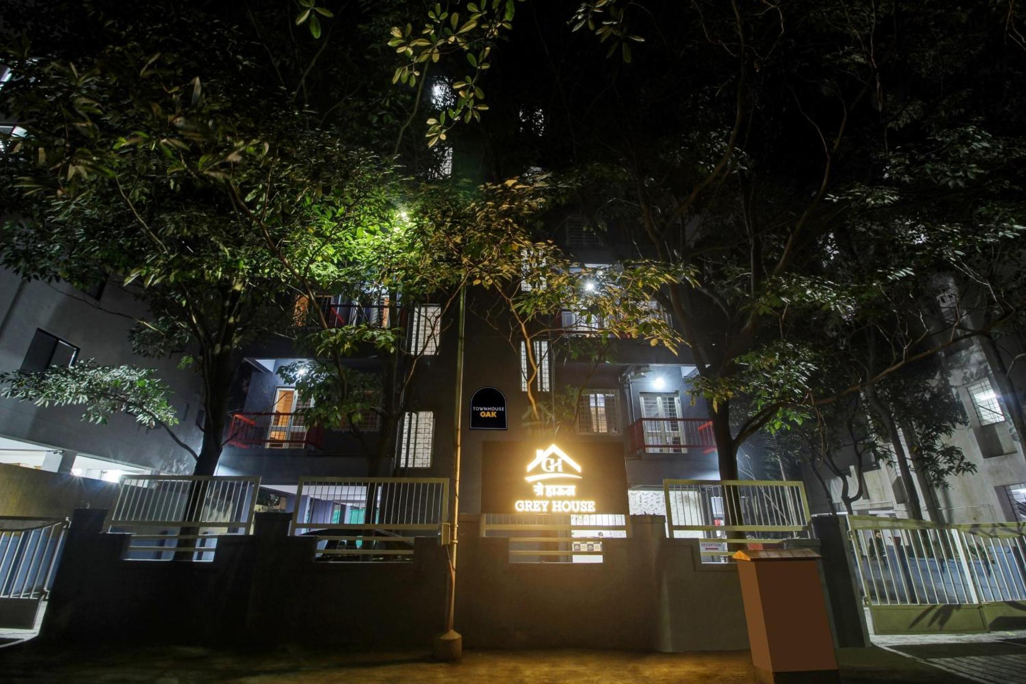 Super Collection O Grey House Hotel Pune Exterior foto