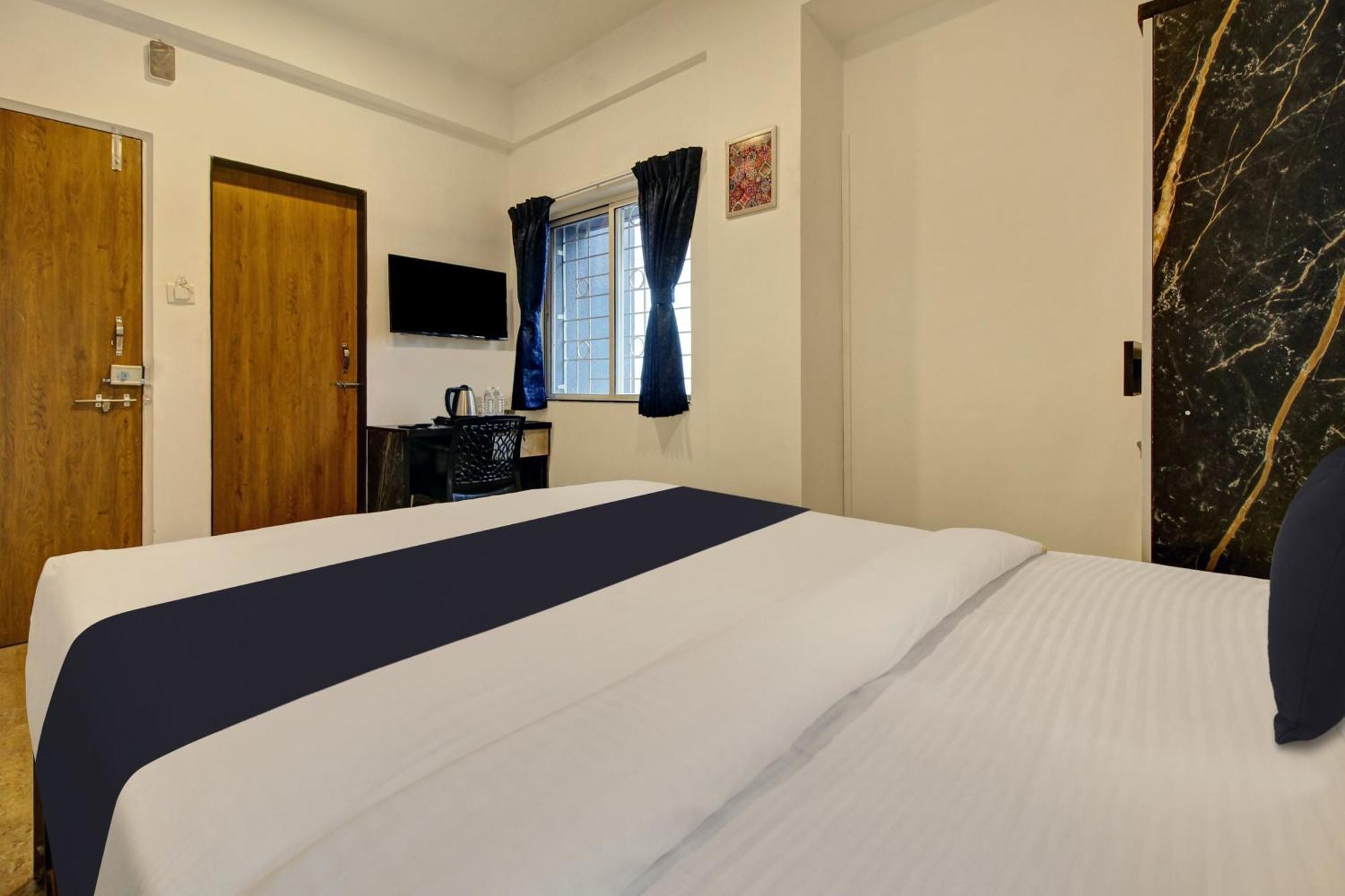 Super Collection O Grey House Hotel Pune Exterior foto