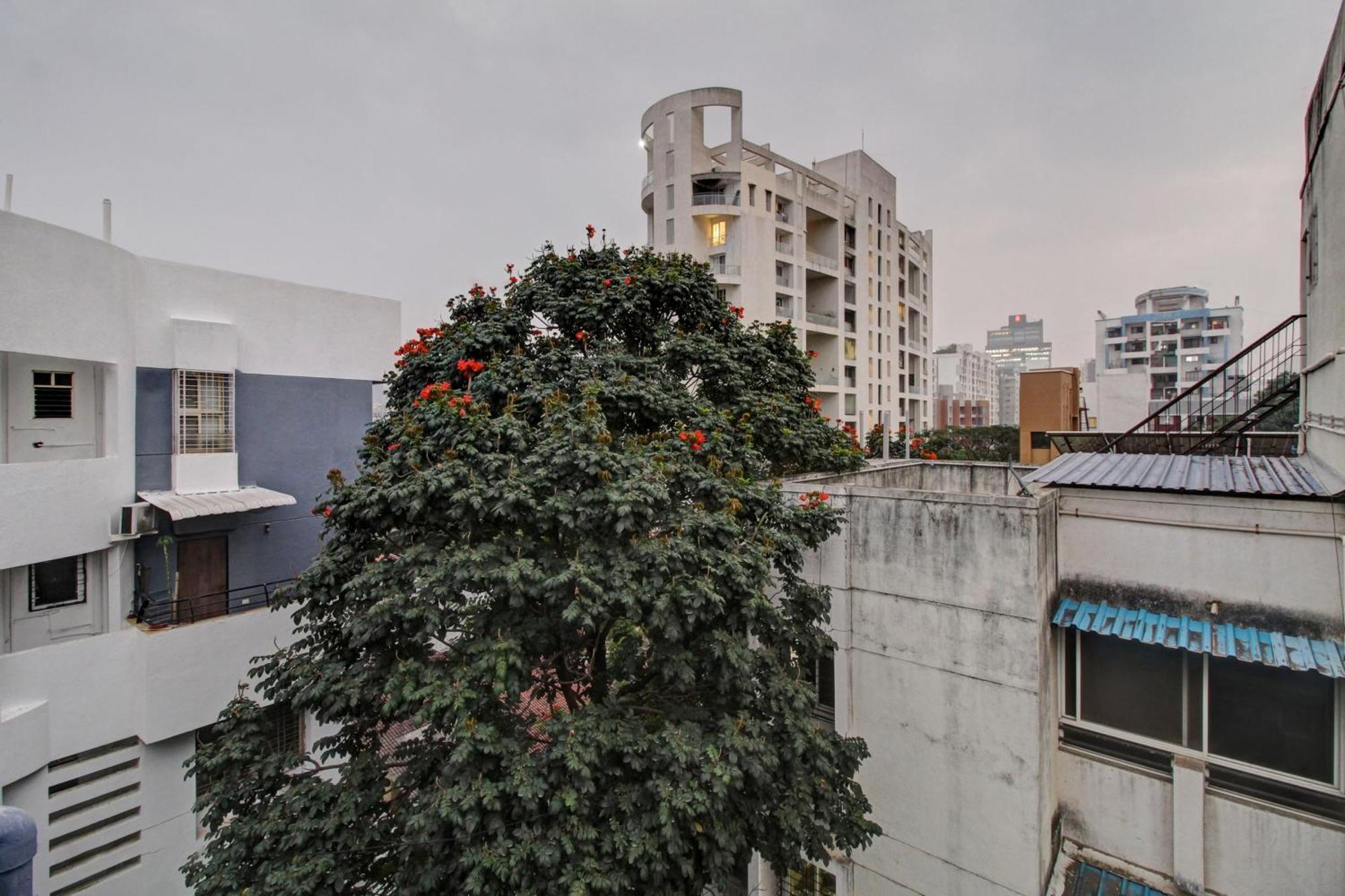 Super Collection O Grey House Hotel Pune Exterior foto