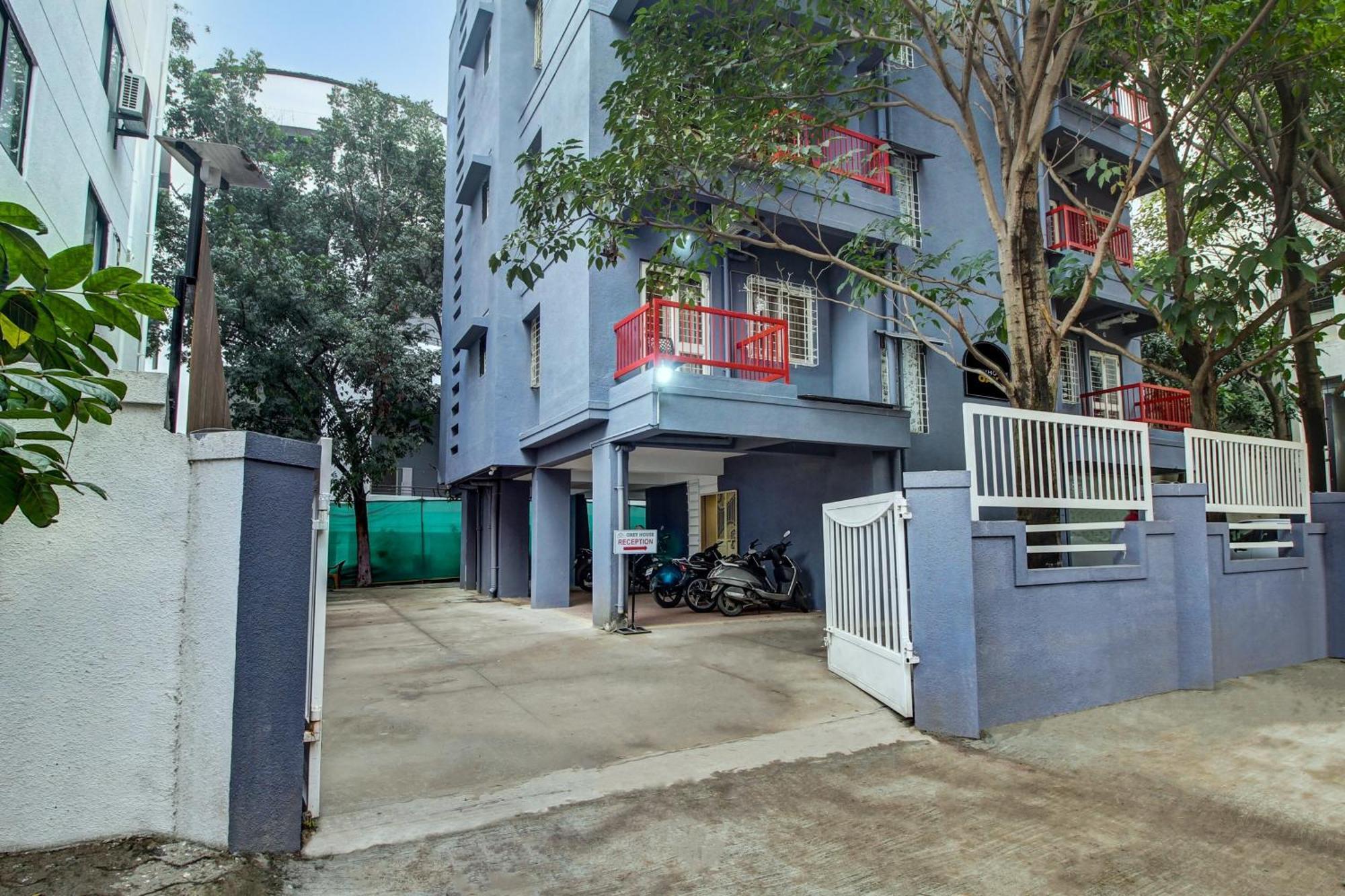 Super Collection O Grey House Hotel Pune Exterior foto